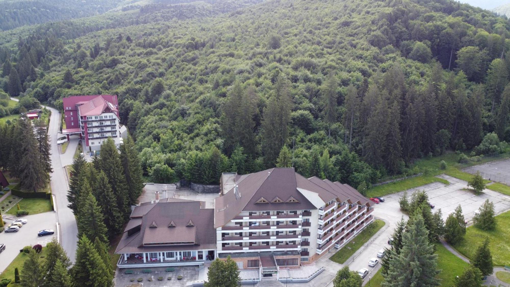 Hotel Bradul - Covasna Exterior foto